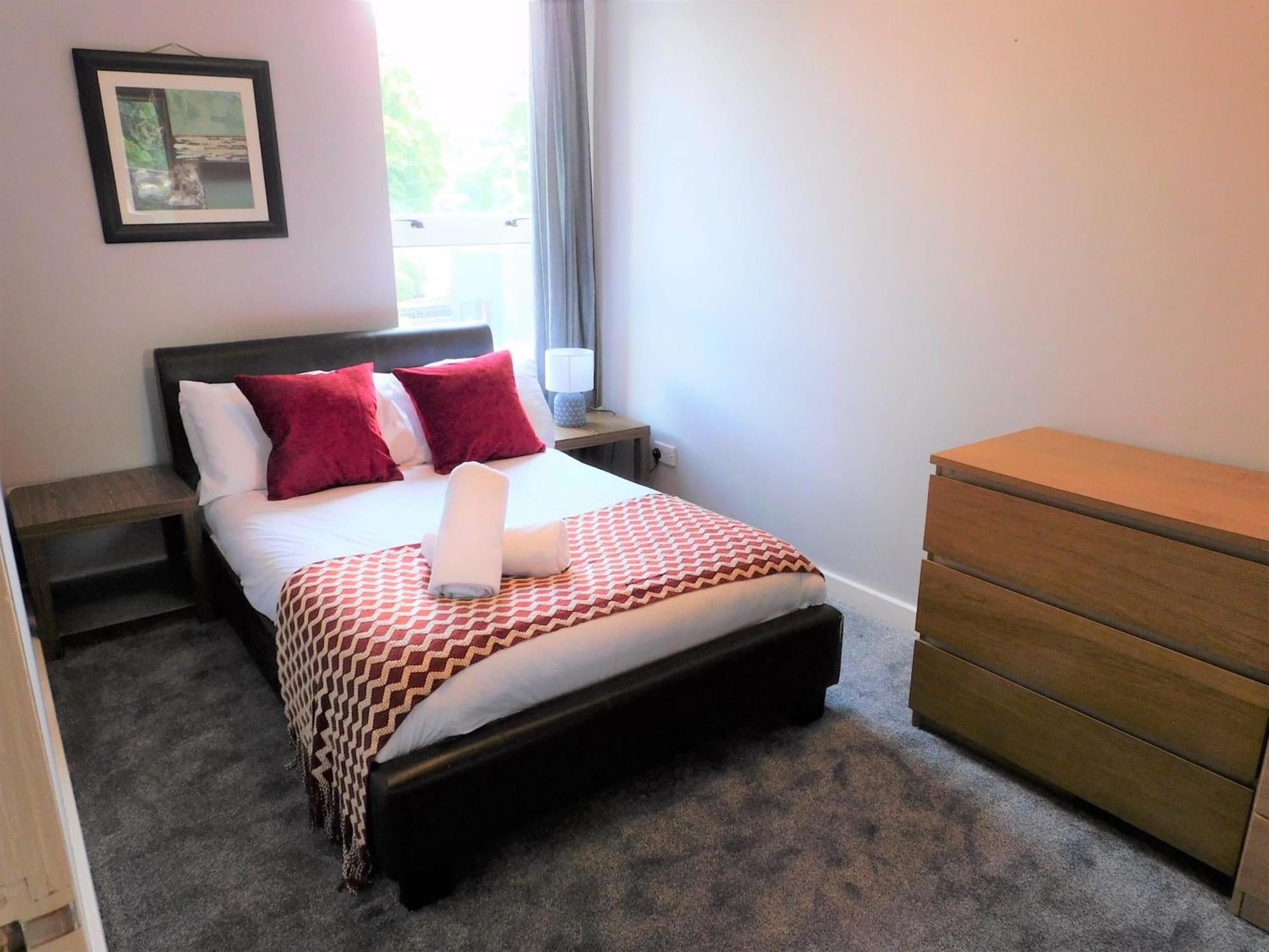 City Centre 2 Bedroom Apt, Close To M8 & Tourist Attractions 글라스고 외부 사진